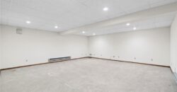 5607 N Flint Ridge Road, Kansas City, MO 64151