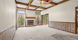 5607 N Flint Ridge Road, Kansas City, MO 64151