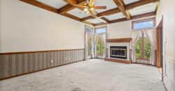 5607 N Flint Ridge Road, Kansas City, MO 64151