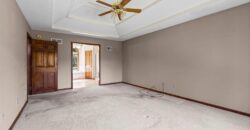 5607 N Flint Ridge Road, Kansas City, MO 64151