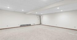 5607 N Flint Ridge Road, Kansas City, MO 64151