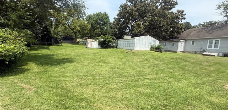 1300 Kearney Road, Excelsior Springs, MO 64024
