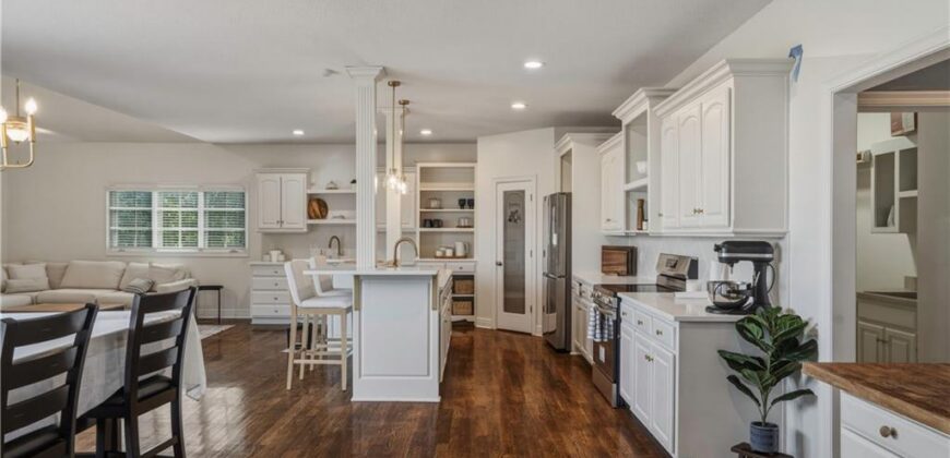 10108 NE 101st Street, Kansas City, MO 64157