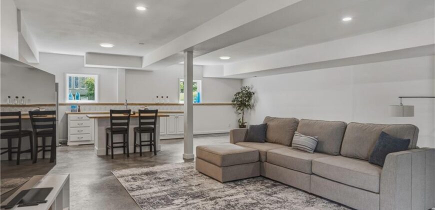10108 NE 101st Street, Kansas City, MO 64157