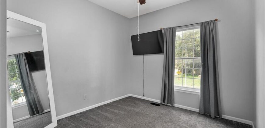 8705 N Carson Avenue, Kansas City, MO 64153