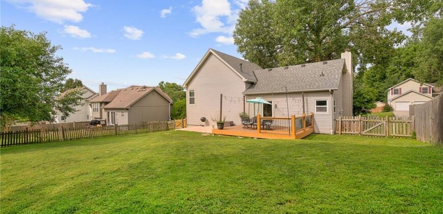8705 N Carson Avenue, Kansas City, MO 64153