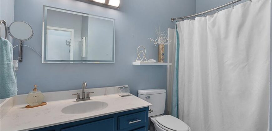 8705 N Carson Avenue, Kansas City, MO 64153