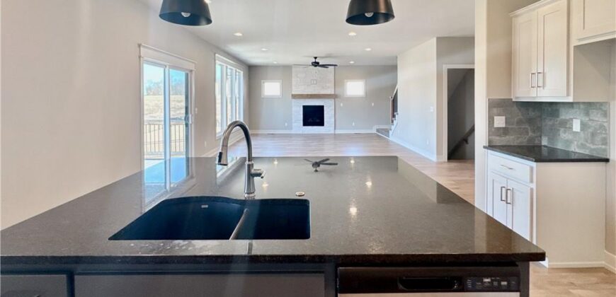 12860 N Champanel Way, Platte City, MO 64079