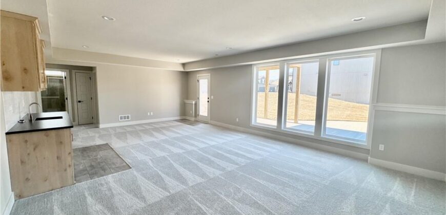 12860 N Champanel Way, Platte City, MO 64079