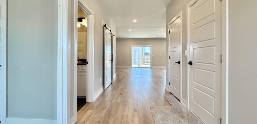 12860 N Champanel Way, Platte City, MO 64079