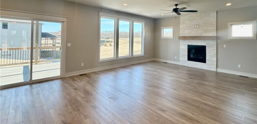 12860 N Champanel Way, Platte City, MO 64079