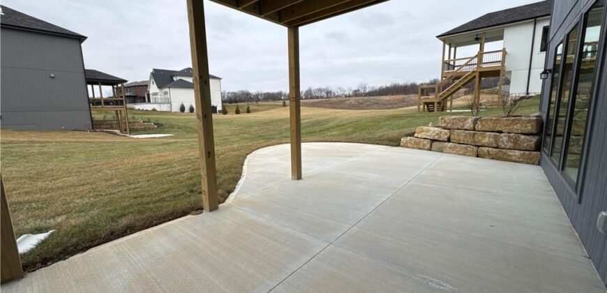 12860 N Champanel Way, Platte City, MO 64079