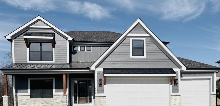 18000 N Peach Blossom Drive, Platte City, MO 64079