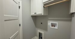 5888 NW Black Oak Court, Parkville, MO 64152