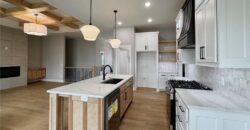 5888 NW Black Oak Court, Parkville, MO 64152