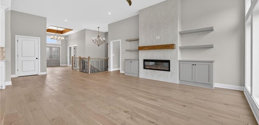 4867 NW Vicolo Dellamore Way, Riverside, MO 64150