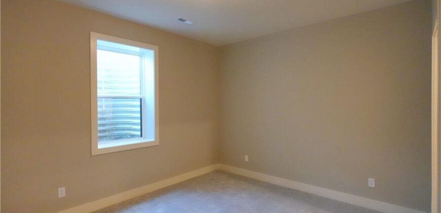 12730 NW Larkspur Lane, Platte City, MO 64079