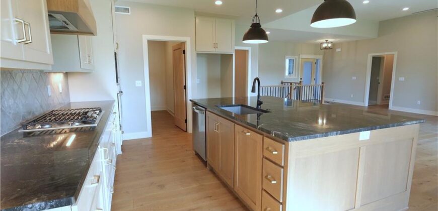 12770 NW Larkspur Lane, Platte City, MO 64079