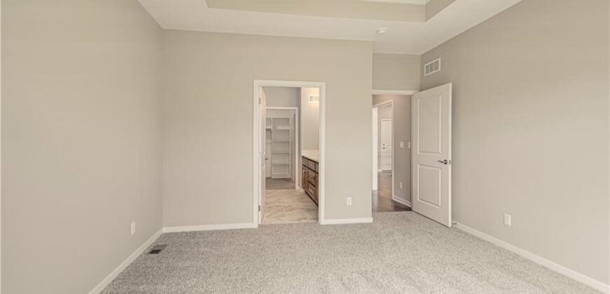 2121 Greenfield Point, Kearney, MO 64060