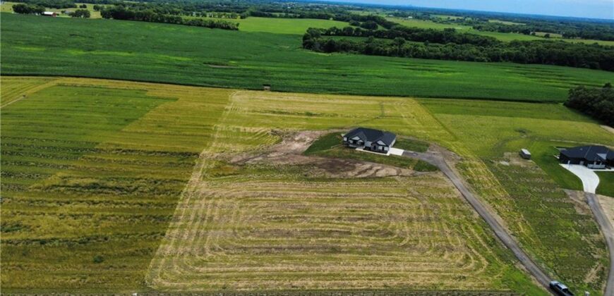7203 92 Highway, Smithville, MO 64089