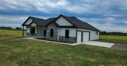 7203 92 Highway, Smithville, MO 64089