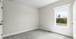 10101 N Oakland Avenue, Kansas City, MO 64157