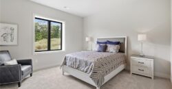 8625 Westridge Court, Parkville, MO 64152