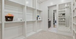 8625 Westridge Court, Parkville, MO 64152