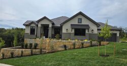 8625 Westridge Court, Parkville, MO 64152