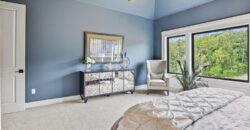 8625 Westridge Court, Parkville, MO 64152