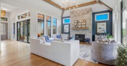 8625 Westridge Court, Parkville, MO 64152