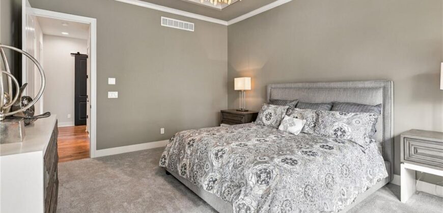 5831 Lentz Drive, Parkville, MO 64152
