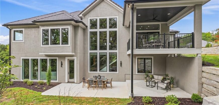 5831 Lentz Drive, Parkville, MO 64152