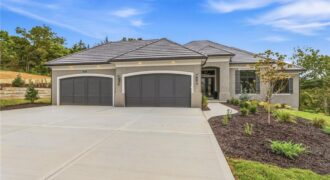 5831 Lentz Drive, Parkville, MO 64152