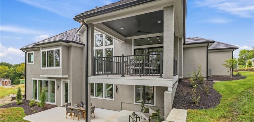 5831 Lentz Drive, Parkville, MO 64152