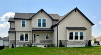 8415 NW 90th Street, Kansas City, MO 64153
