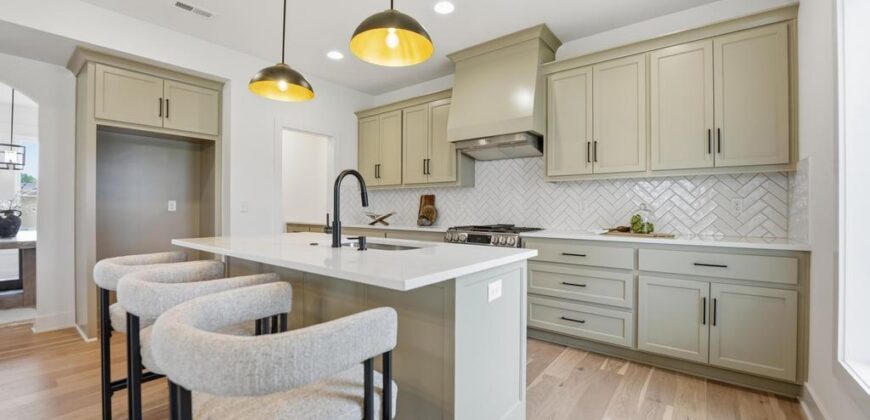 8415 NW 90th Street, Kansas City, MO 64153