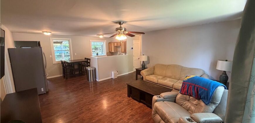 4515 N Troost Avenue, Kansas City, MO 64116