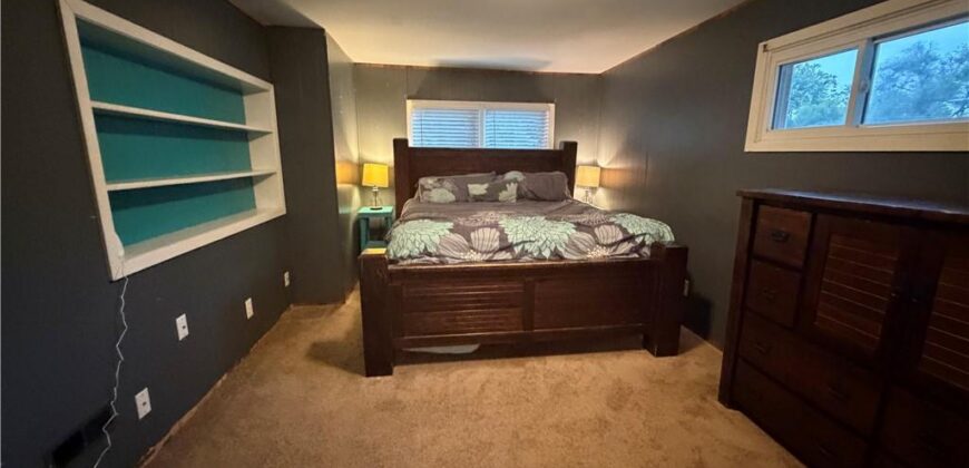 4515 N Troost Avenue, Kansas City, MO 64116