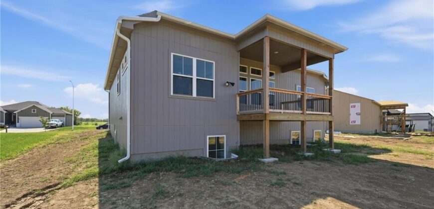 1320 NE 122nd Street, Kansas City, MO 64165
