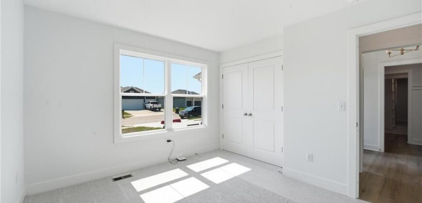 1320 NE 122nd Street, Kansas City, MO 64165