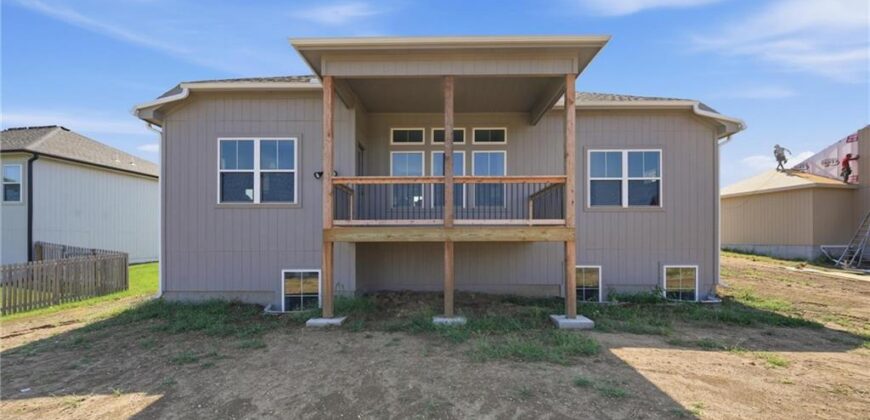 1320 NE 122nd Street, Kansas City, MO 64165
