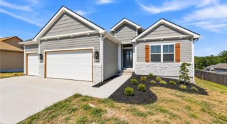 1320 NE 122nd Street, Kansas City, MO 64165
