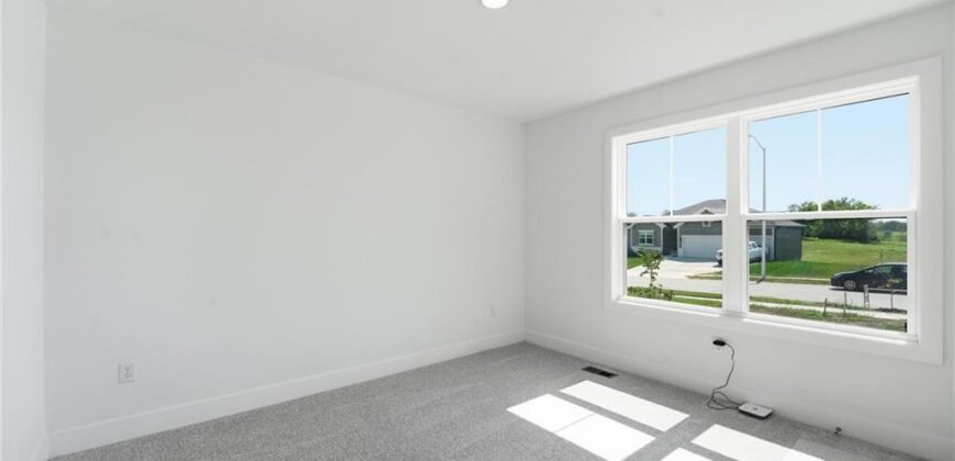 1320 NE 122nd Street, Kansas City, MO 64165
