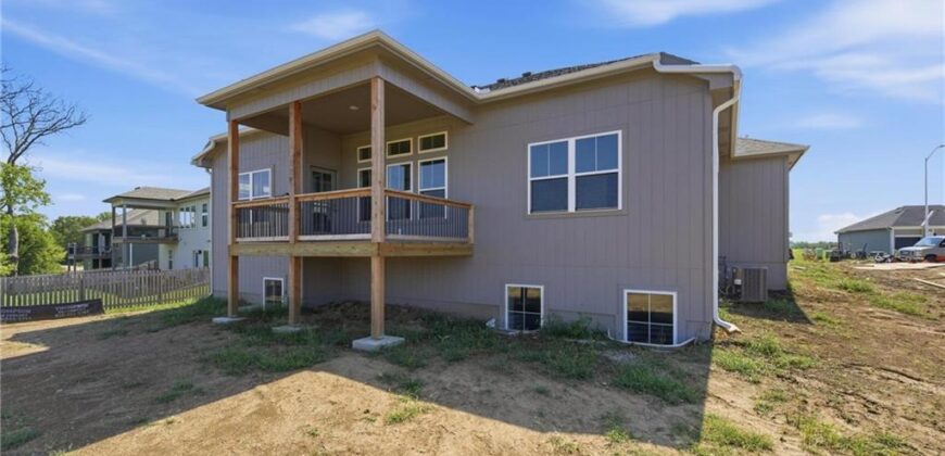 1320 NE 122nd Street, Kansas City, MO 64165