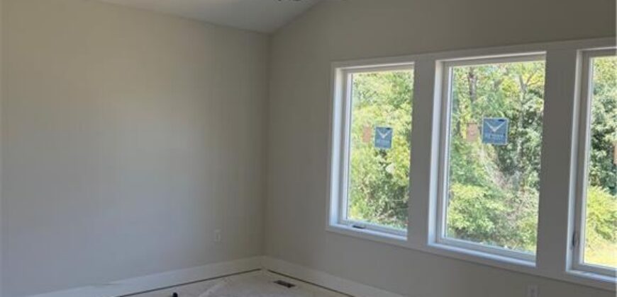 1202 NE 122nd Street, Kansas City, MO 64165