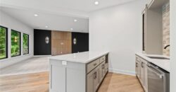 10410 River Hills Drive, Parkville, MO 64152