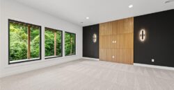 10410 River Hills Drive, Parkville, MO 64152