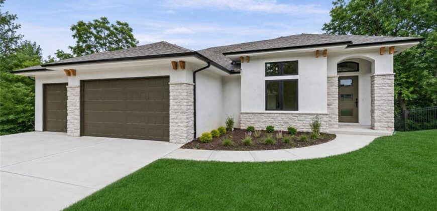 10410 River Hills Drive, Parkville, MO 64152