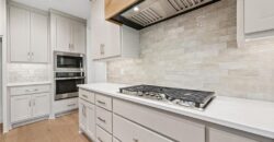10410 River Hills Drive, Parkville, MO 64152